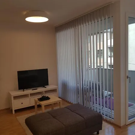 Lg Studio Free Parking